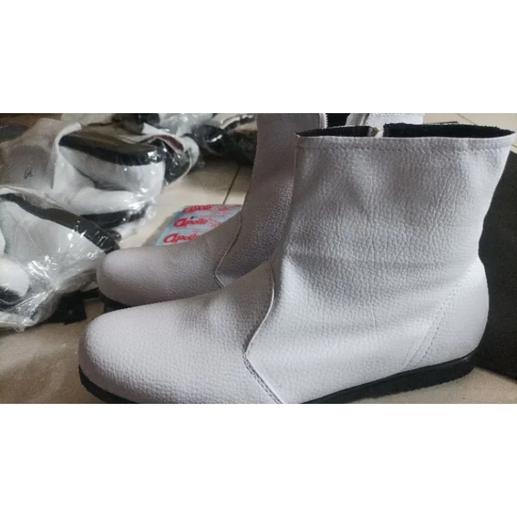 Sepatu Pasukan Drumband Bahan Jeruk Sol Karet Anti Licin - Image 3